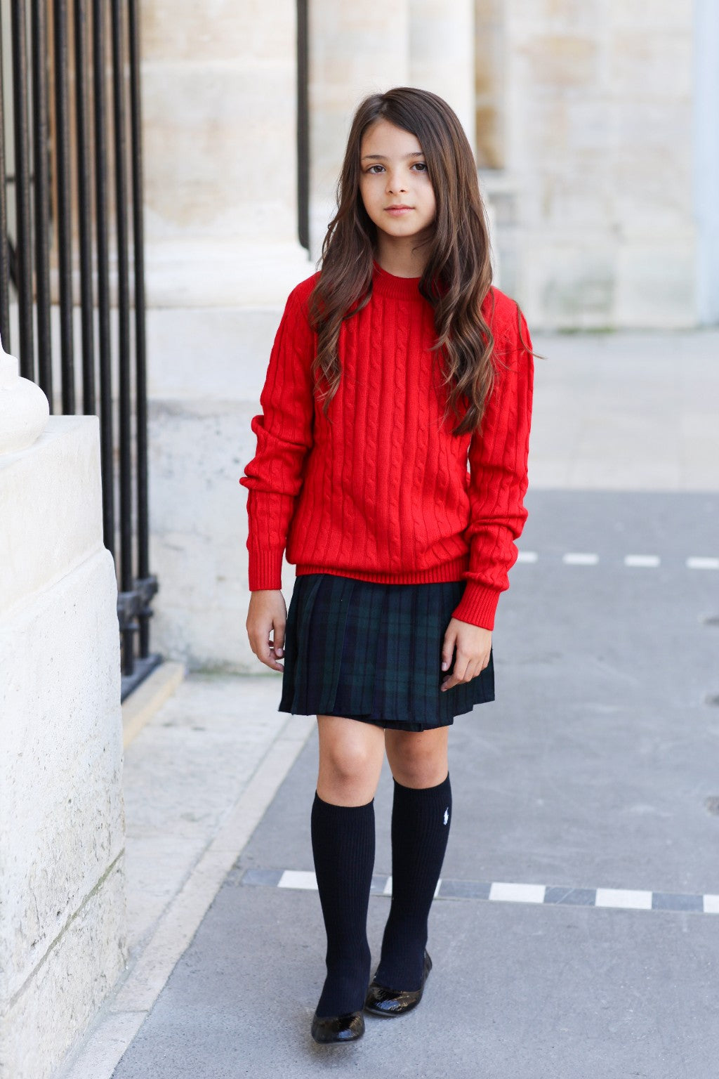 Pull Themis rouge porté — vue de face